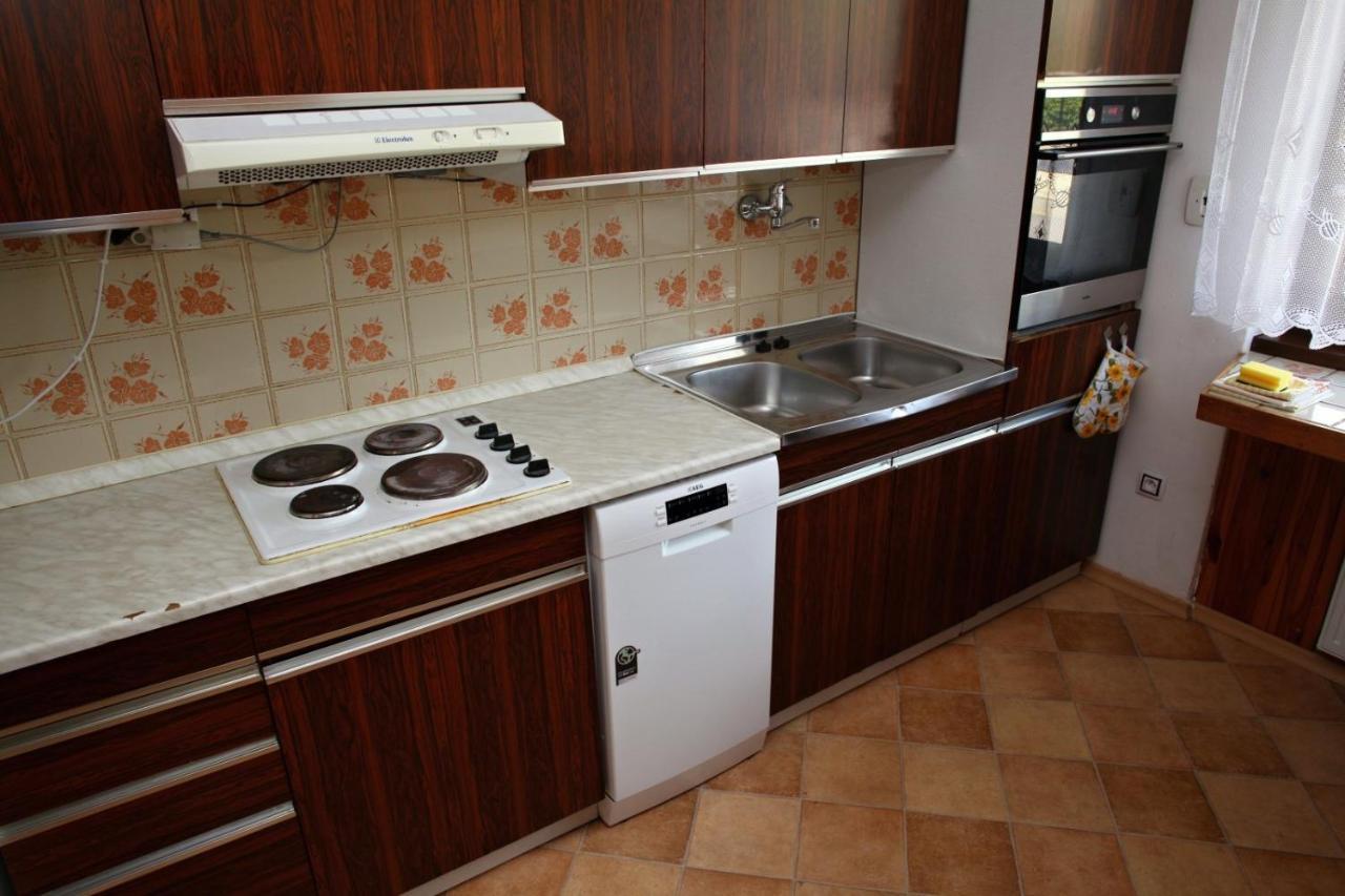 Dum V Ceskem Raji Villa Dolni Bousov Exterior photo